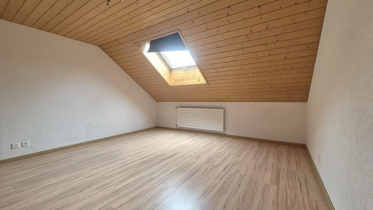 Warm and beautiful 3-room apartment - Photo 4 of 11