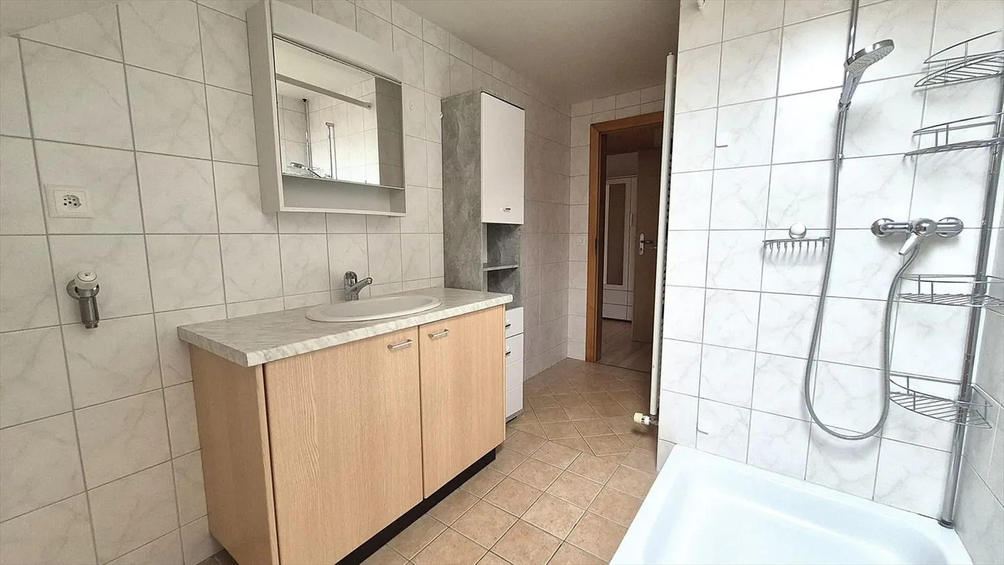 Warm and beautiful 3-room apartment - Photo 7 of 11