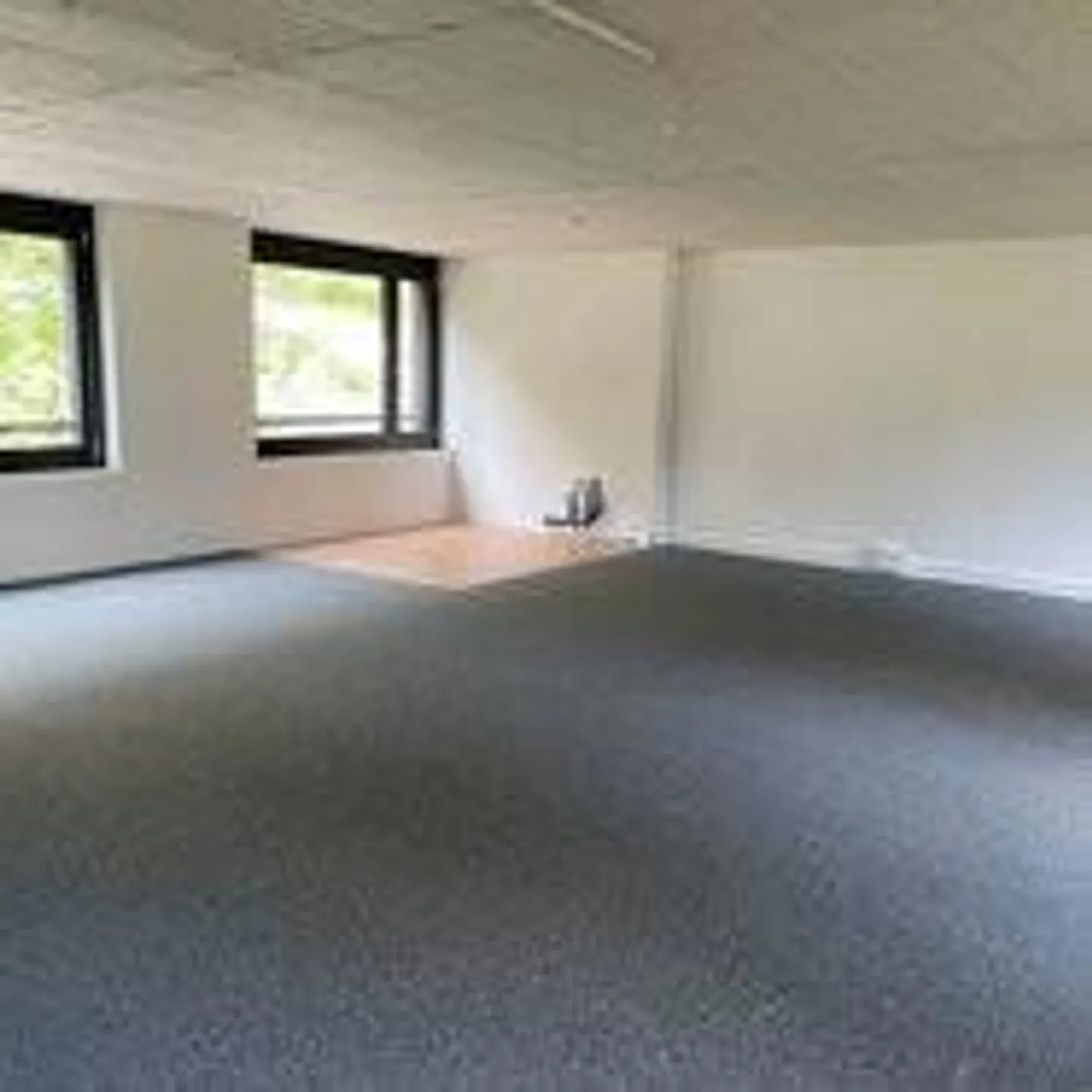 Commercial Space in the Vibrant Zwicky Area - Photo 3 of 3
