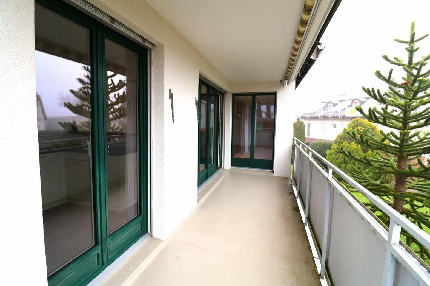 Quiet location, spacious apartment with parking space - Photo 11 of 11