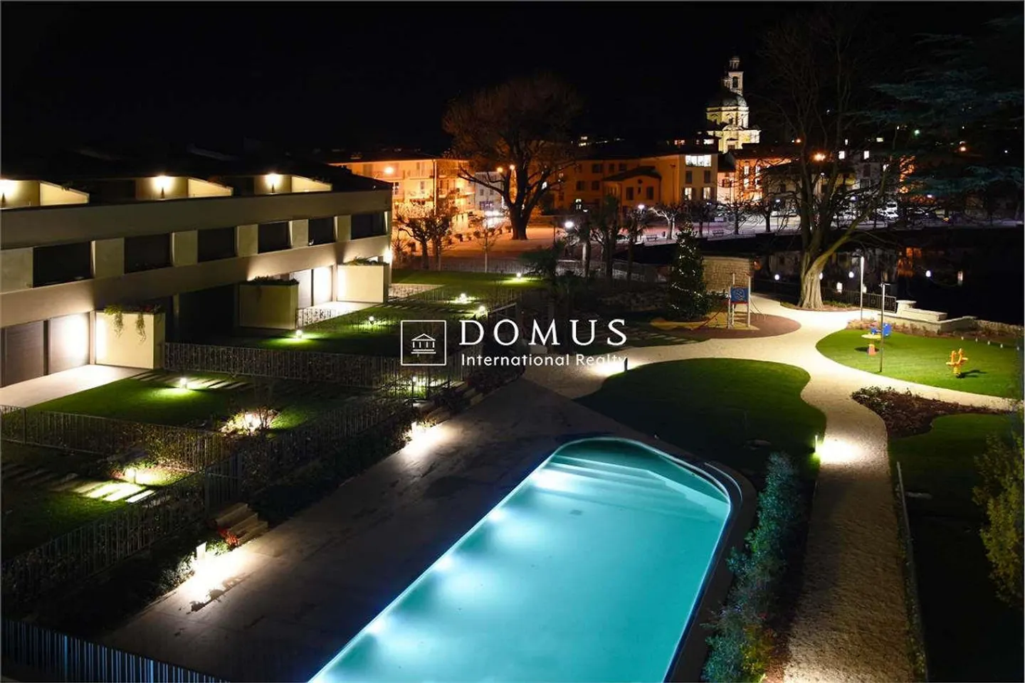 Duplex a lago con giardino - Foto 5 di 8