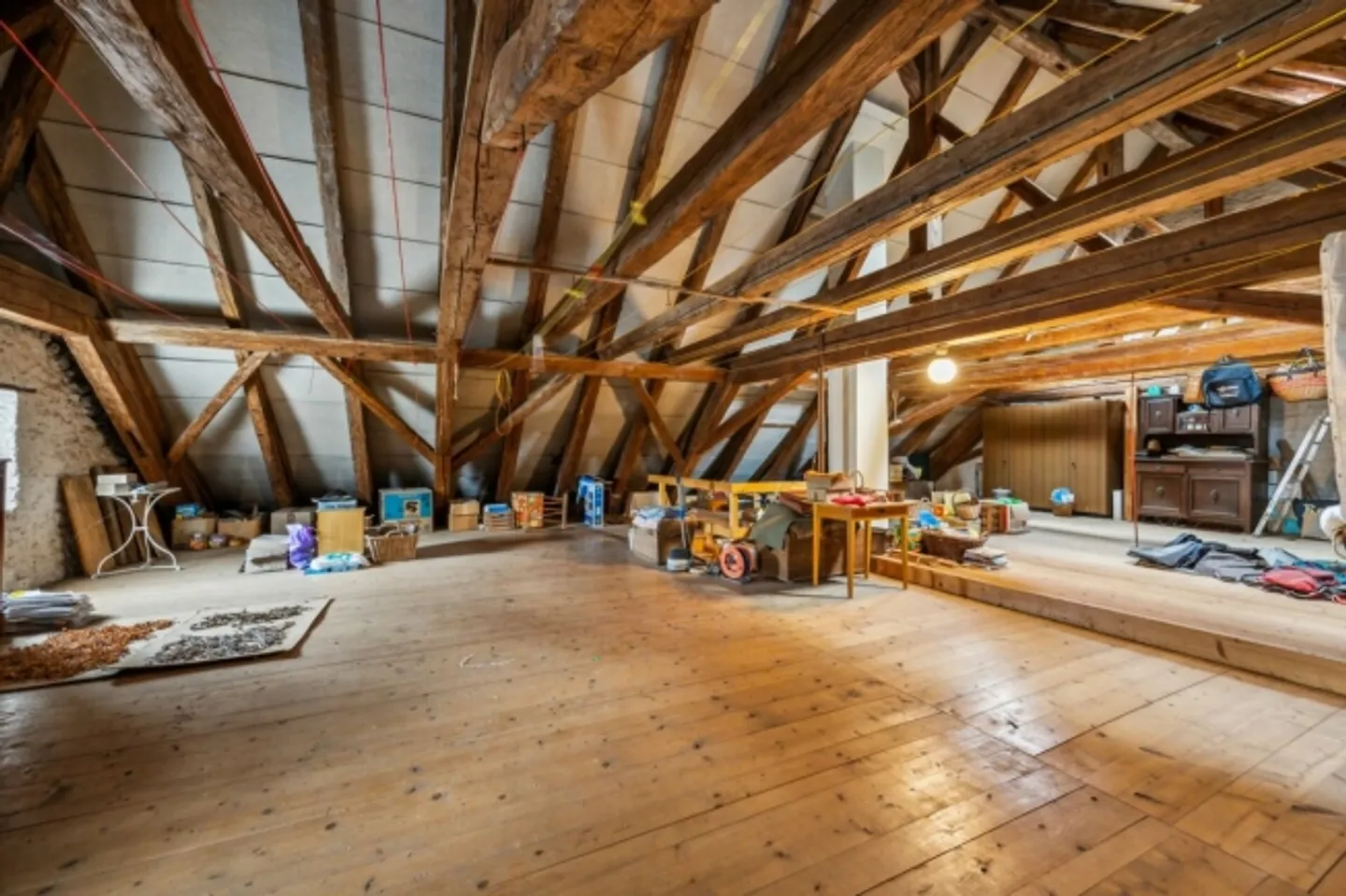 Ancien restaurant avec appartement de propriétaire et potentiel - Photo 10 sur 13