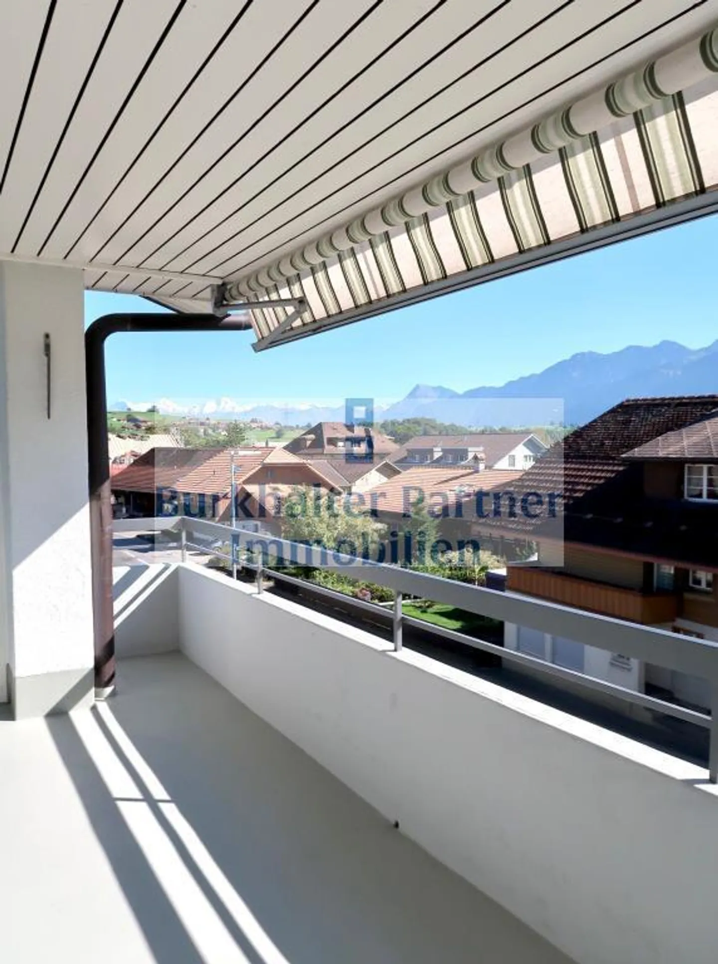 Appartement 4,5 pièces avec vue sur la chaîne des Alpes ! - Photo 10 sur 11