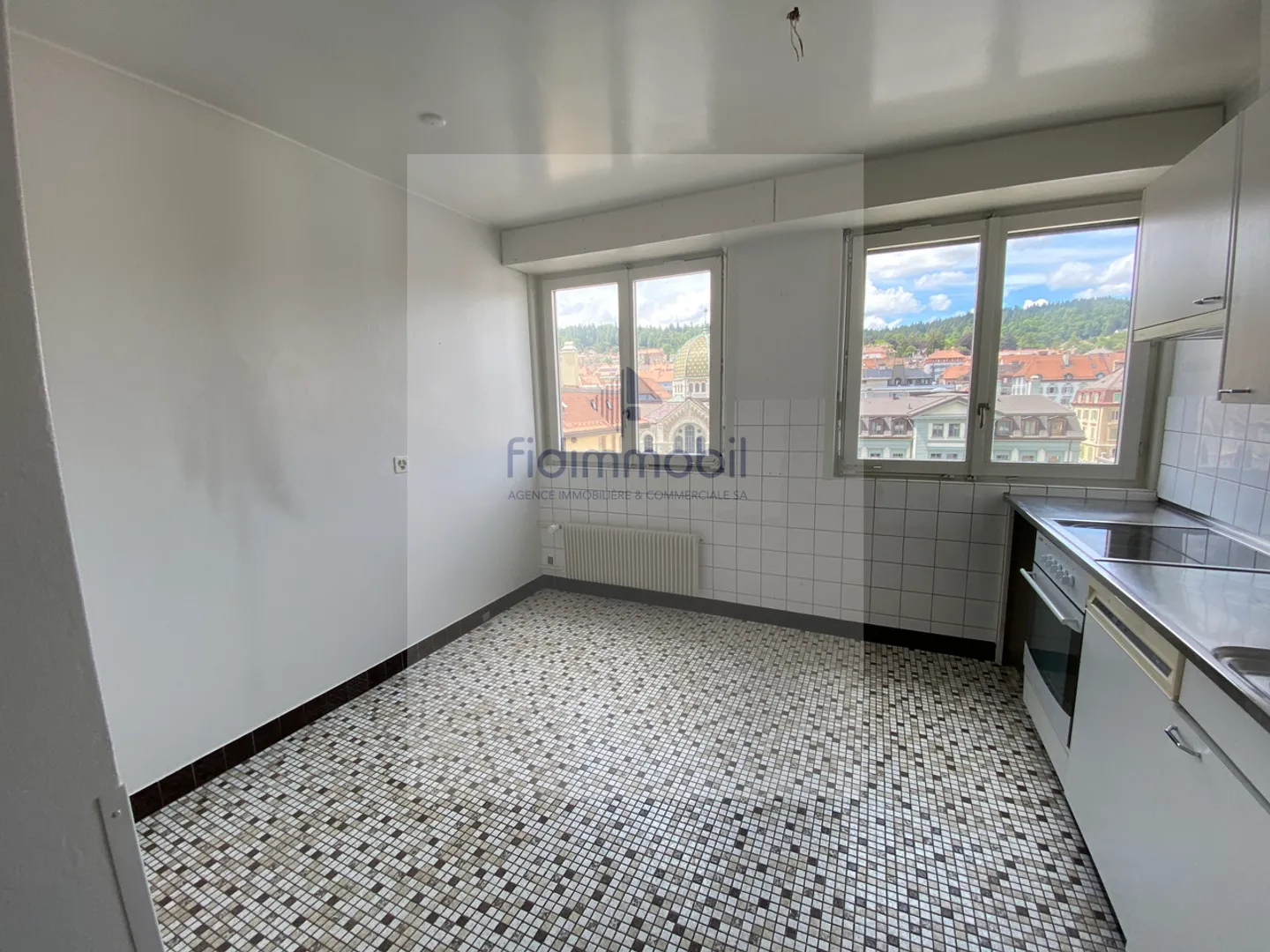 4 pcs 144 m2,Possibilité de louer en bureau, Léopold-Robert 58, Chx - Photo 2 sur 11