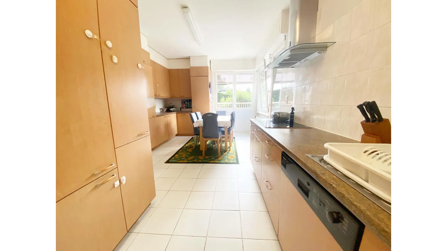 Superbe villa familiale individuel avec grand jardin à Cointrin - 2'890'000.-- - Photo 6 sur 7