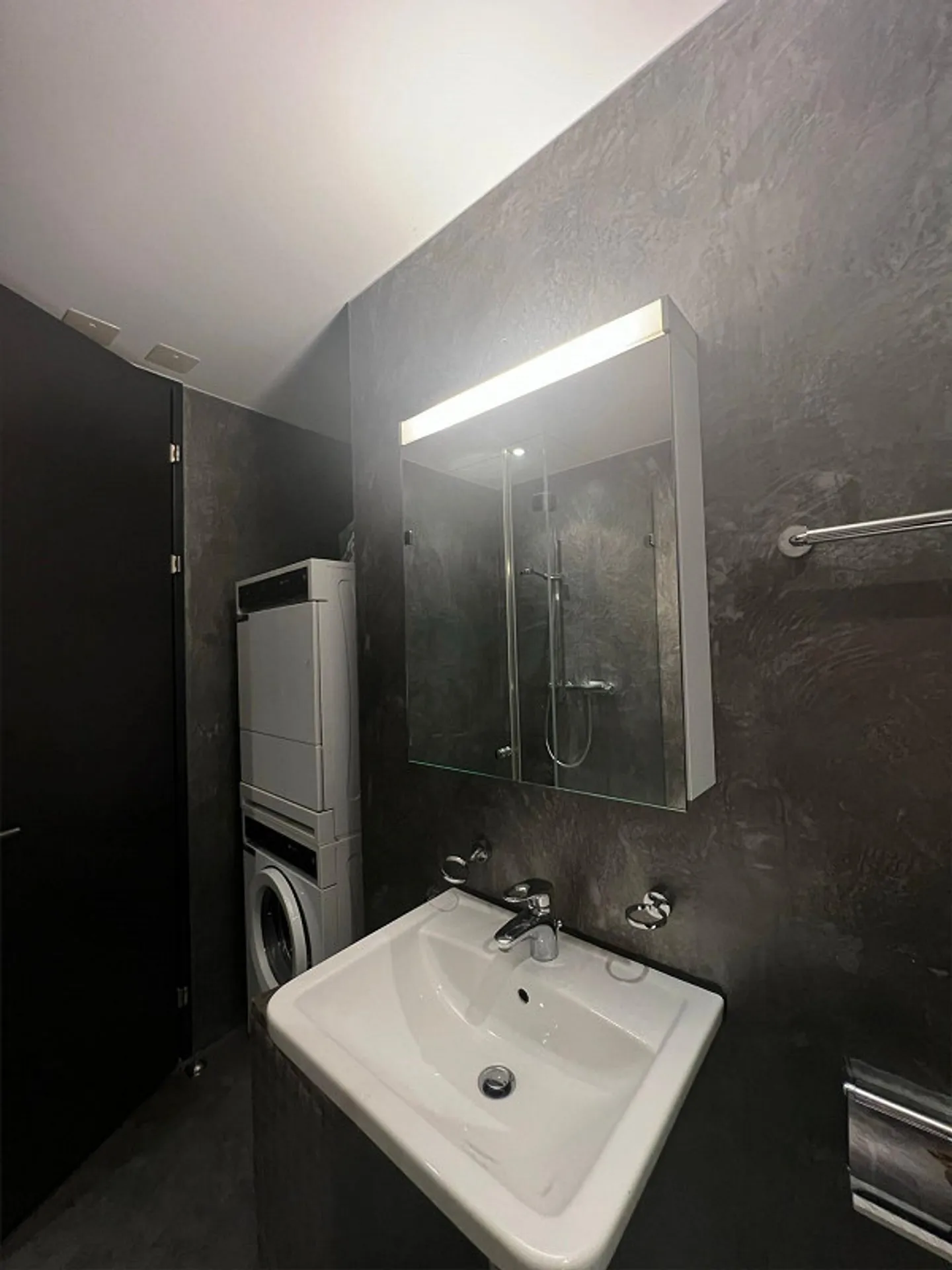 Apartment 2.5 Rooms - Photo 6 of 8