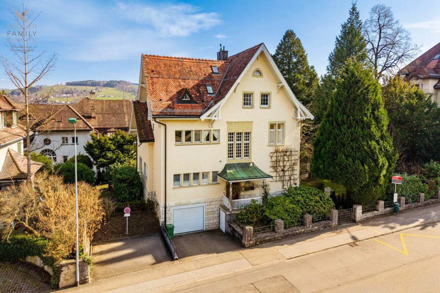 Villa représentative de style Art Nouveau (avec 4 appartements) dans un emplacement privilégié ... - Photo 2 sur 13