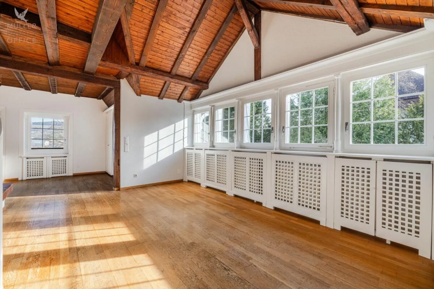 Villa représentative de style Art Nouveau (avec 4 appartements) dans un emplacement privilégié ... - Photo 12 sur 13