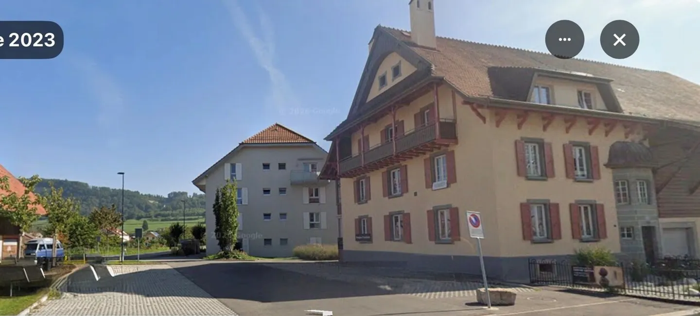 Bequemer Außenparkplatz - Foto 1 von 1