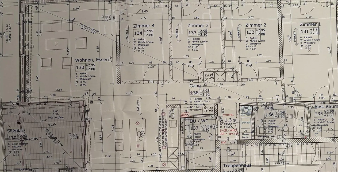 High-quality 5.5 room apartment including 2 underground parking spaces - Photo 9 of 9