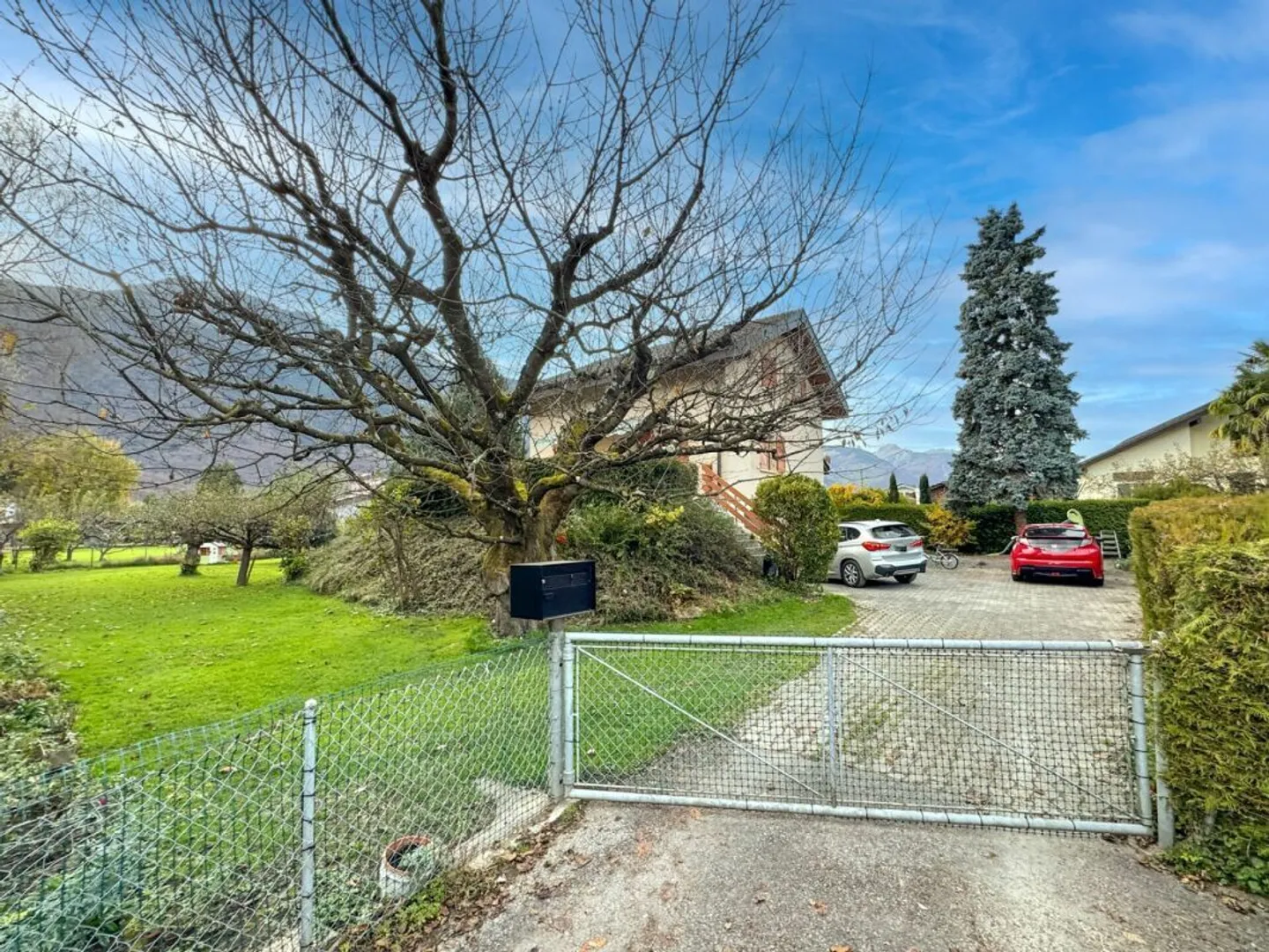 Individual villa with 5.5 rooms and garage. - Photo 23 of 23