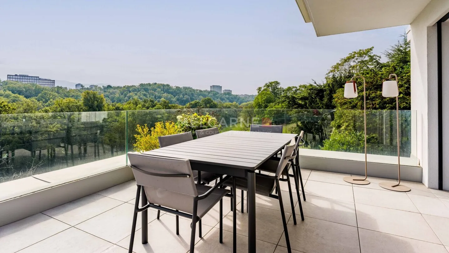 Appartement Contemporain avec Terrasse - Photo 12 sur 12