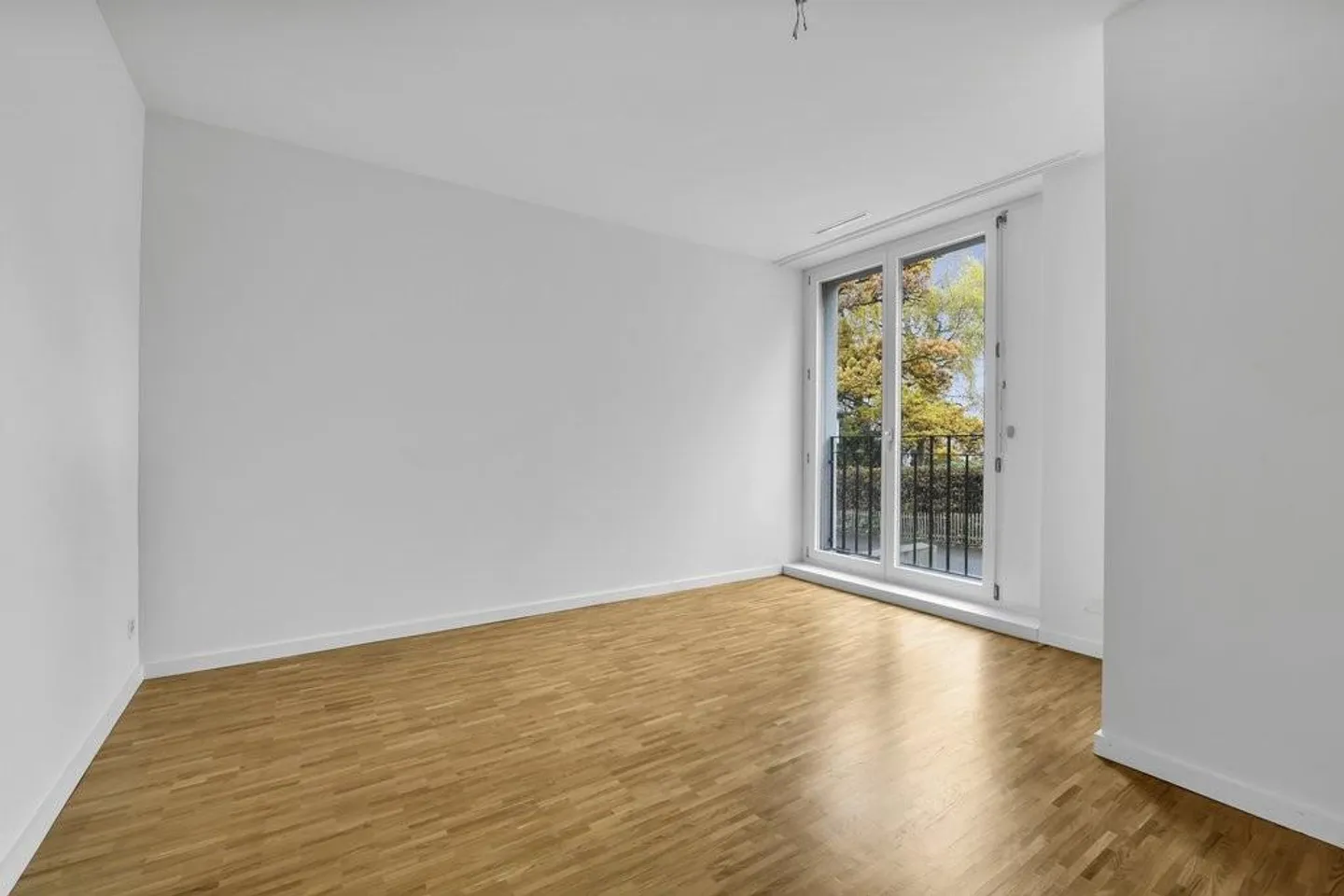 Vivere moderno in posizione esclusiva - Foto 7 di 8