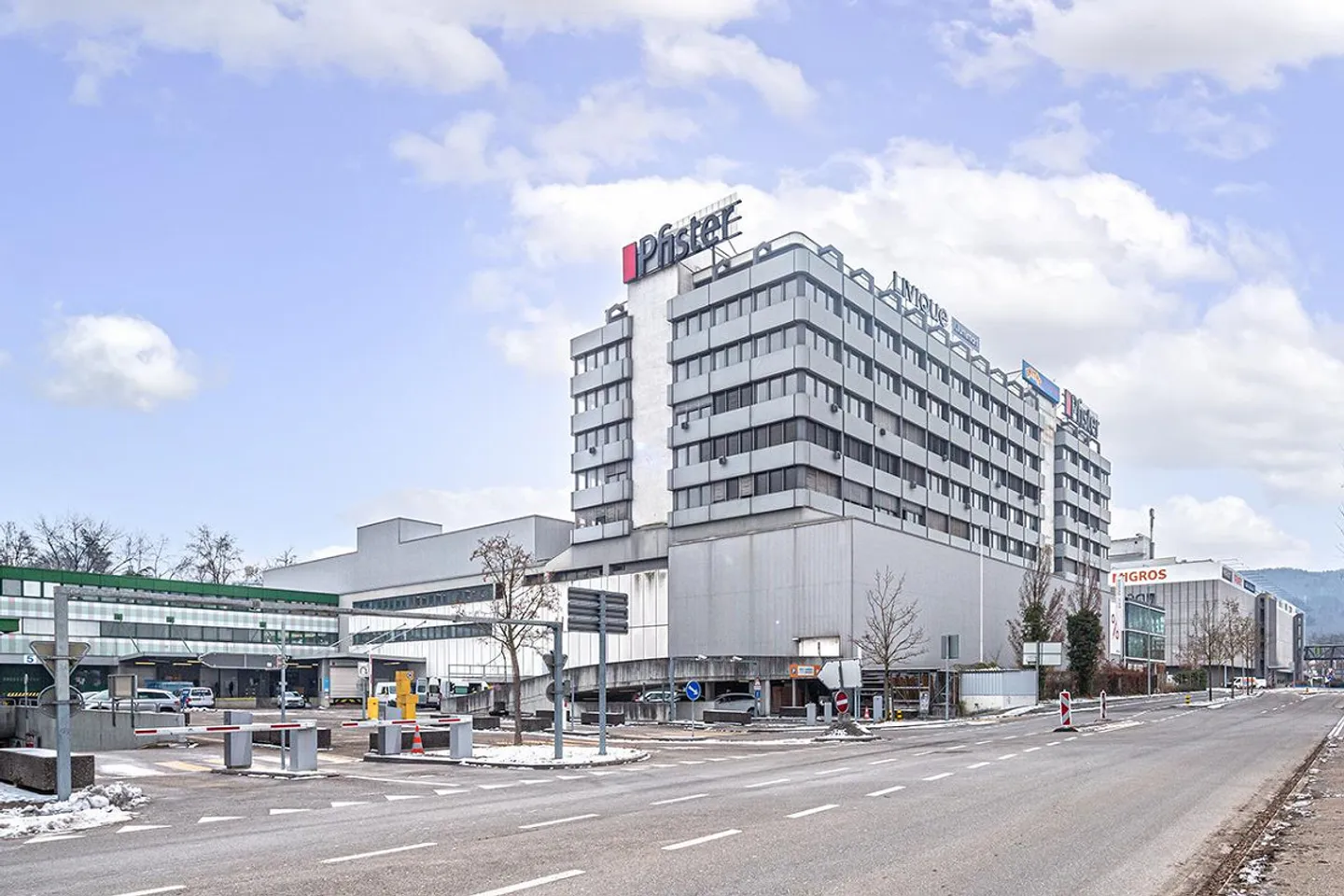 Spazi per uffici temporanei a Spreitenbach nel palazzo Shoppi Tivoli - Foto 1 di 5