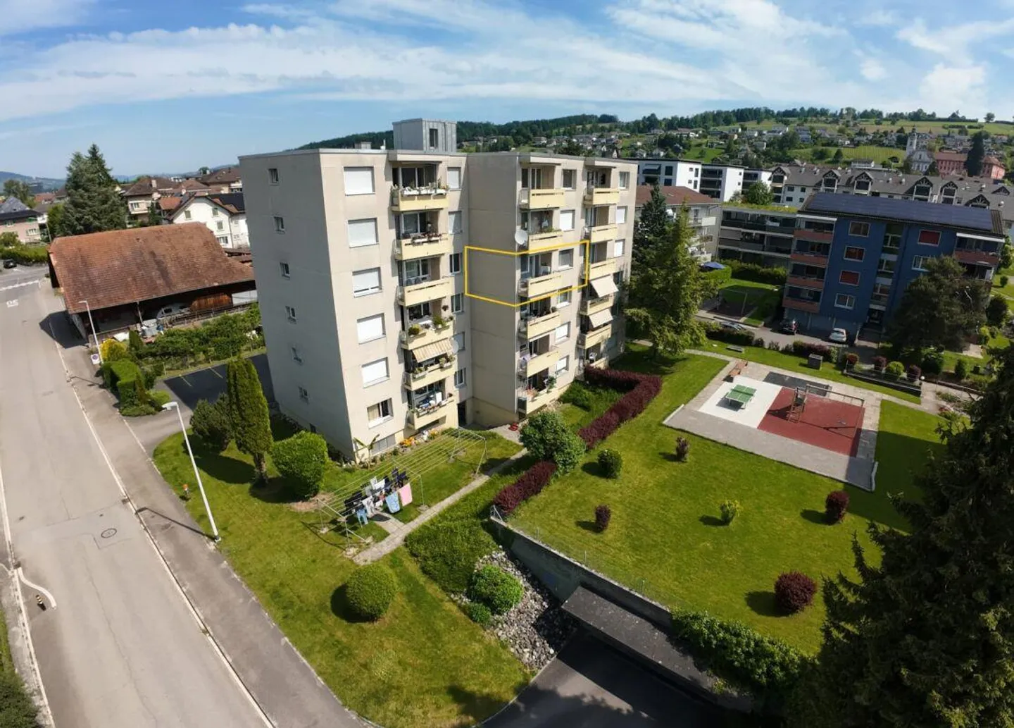 Prime Location with a View - Ideal Retirement Apartment / Investment (without parking, with top connections) - Photo 20 of 21