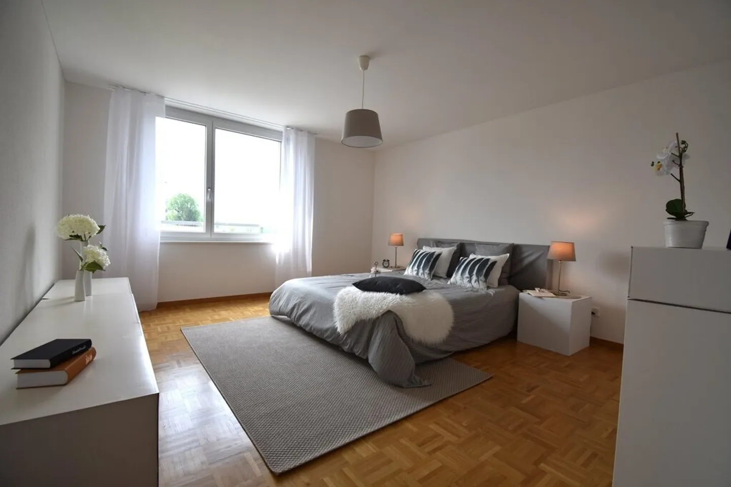 Settlement with Family Sense - Photo 3 of 9