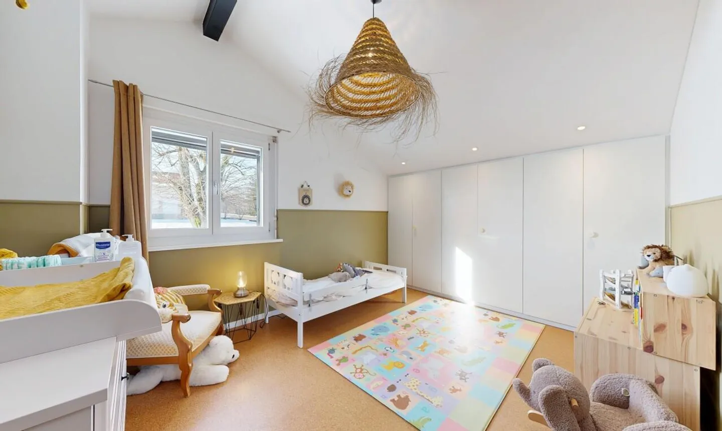 Charmantes freistehendes Haus mit beruhigendem Panorama - Foto 9 von 11