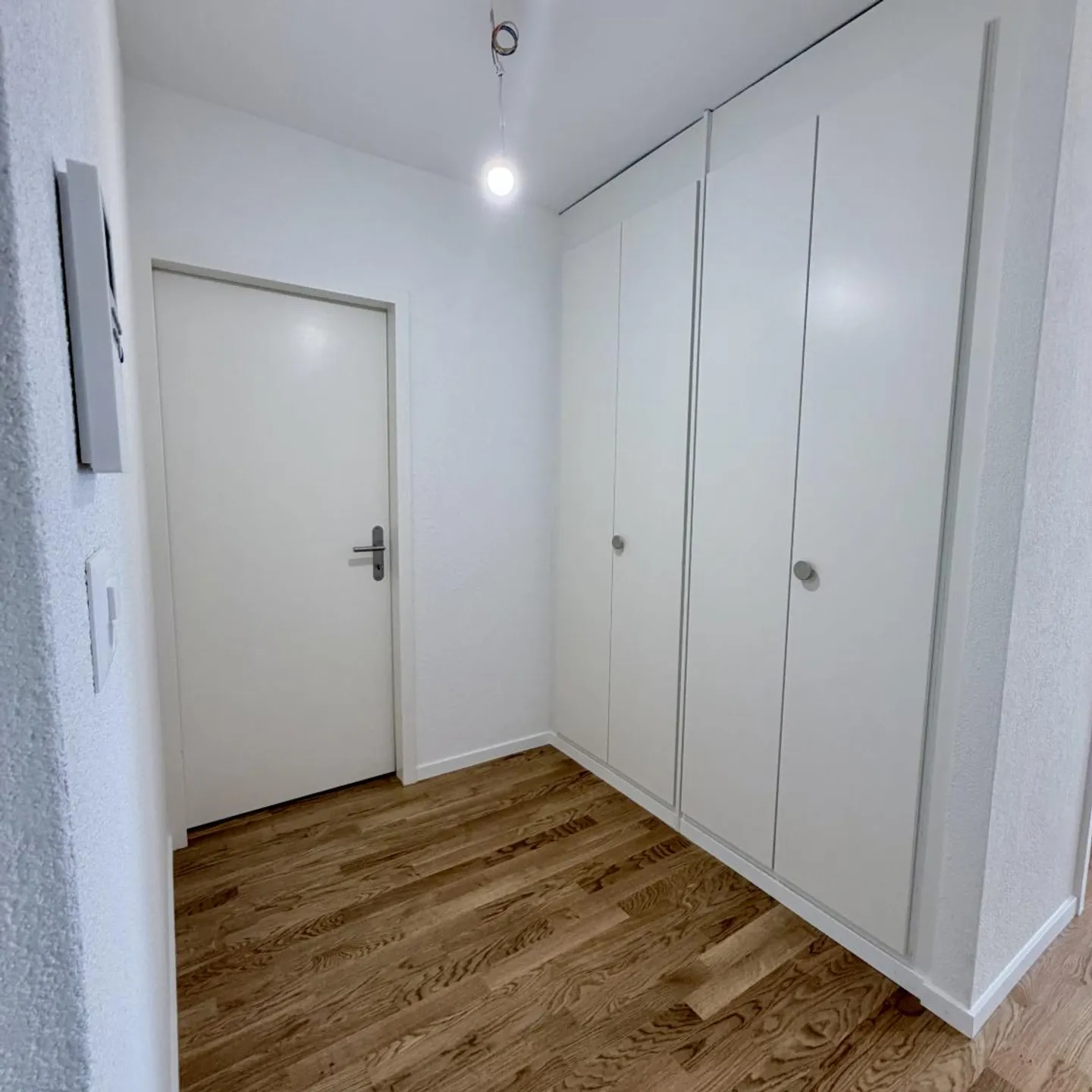 Attique Charmant avec Vue sur le Lac - Photo 3 sur 14