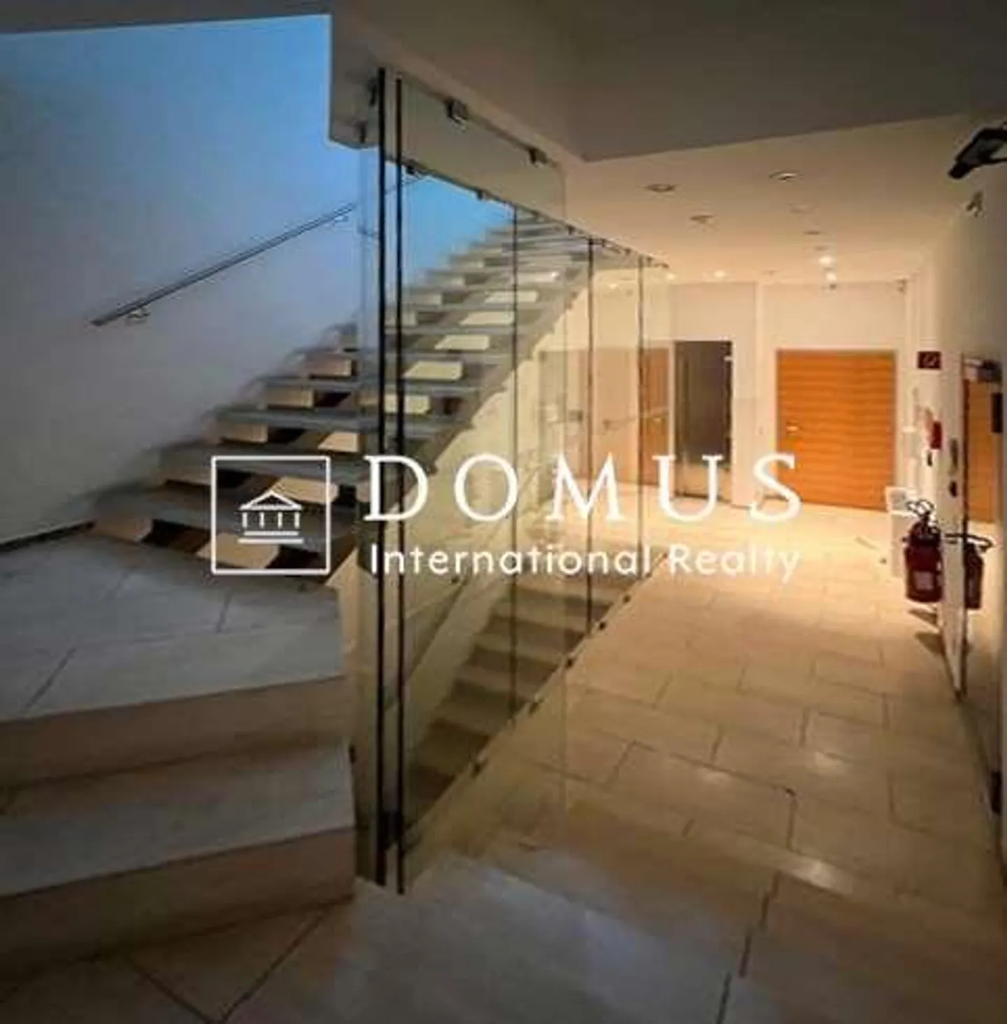 Espace commercial et de bureau - Photo 9 sur 12