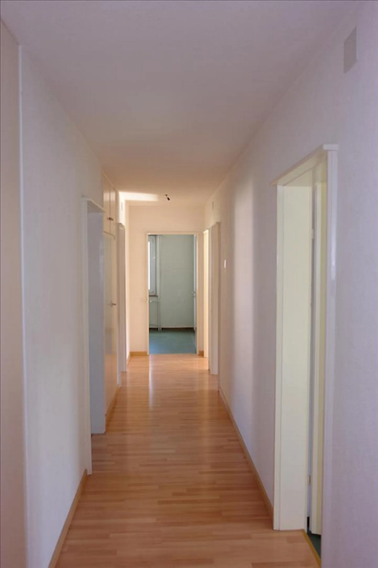 Quartier résidentiel adapté aux enfants - Photo 11 sur 13
