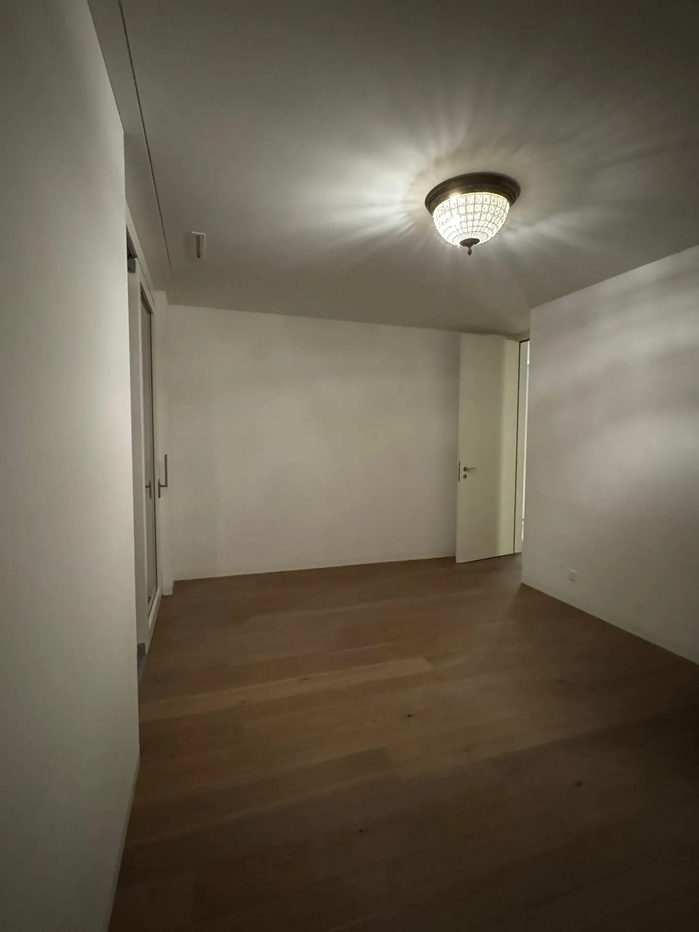 Exclusive 3.5-room terrace apartment with large sun terrace in Hergiswil - Photo 17 of 22