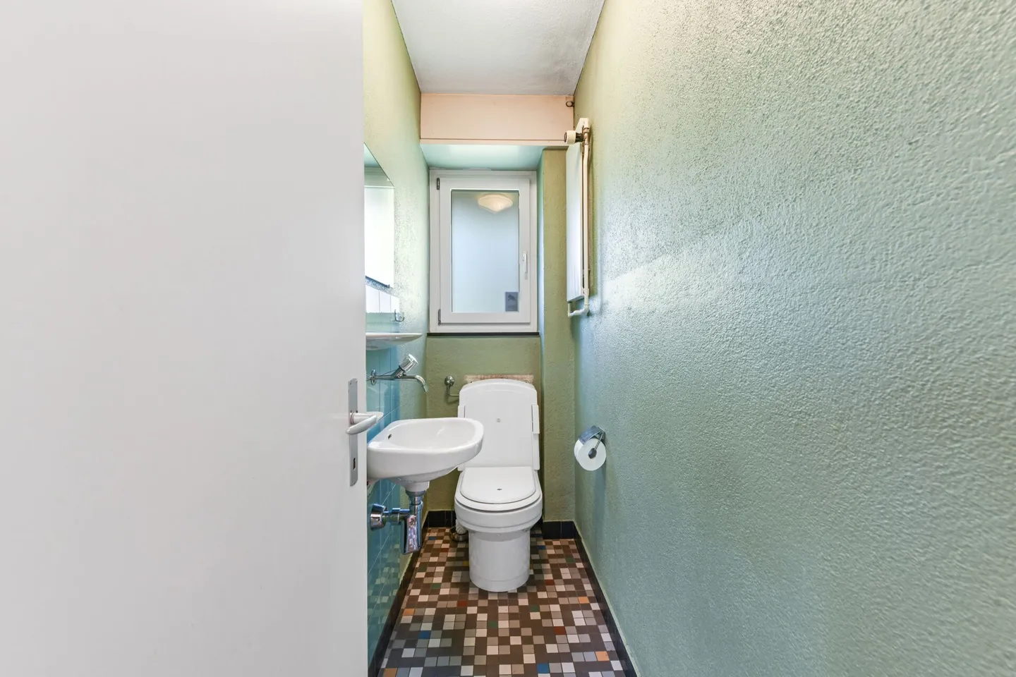 Living with Charm: Detached Villa with Large Garden in Quiet Location of Goldach - Photo 7 of 41