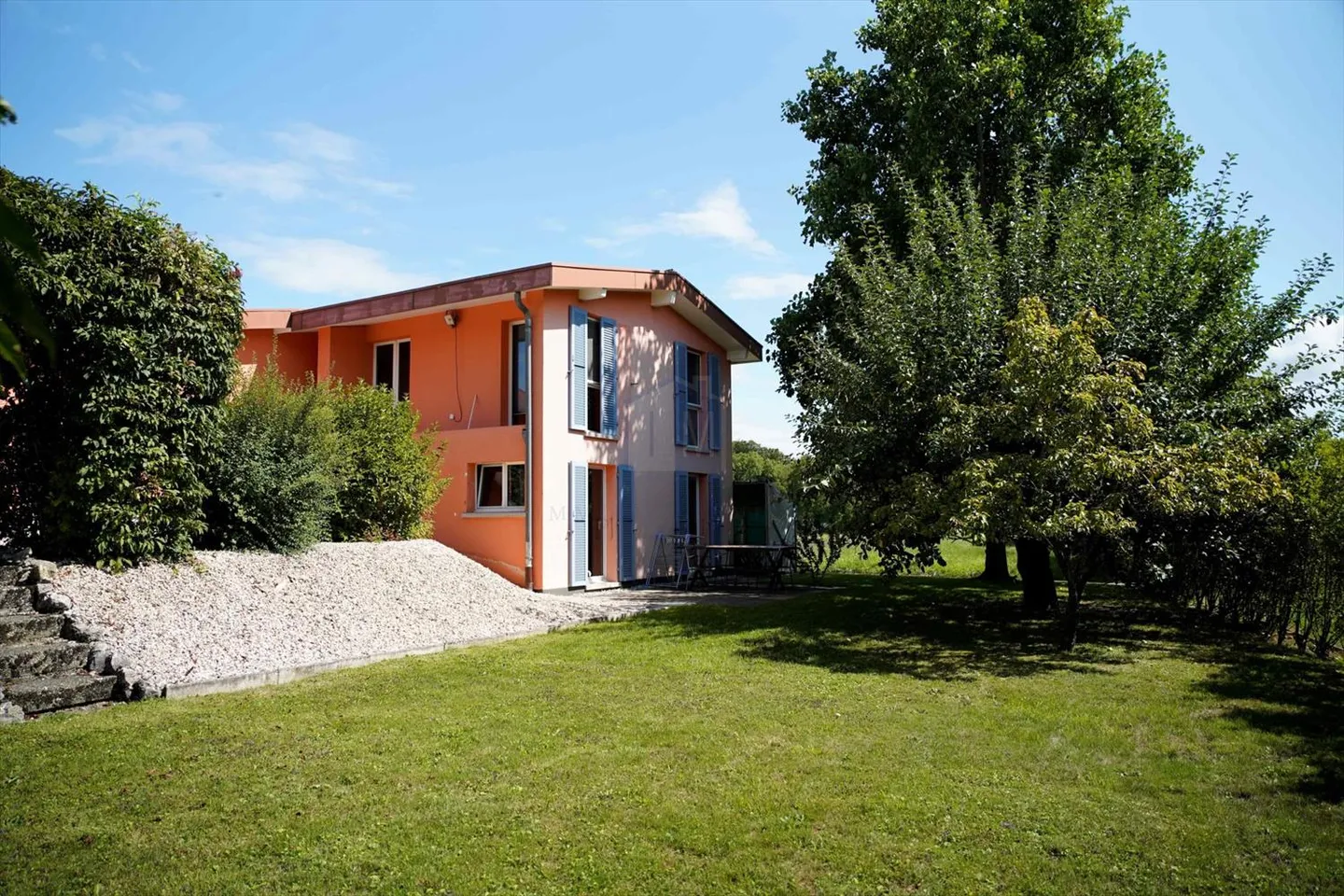 Villa con 7 ½ camere in un ambiente idilliaco a 1783 Barberêche - Foto 4 di 8
