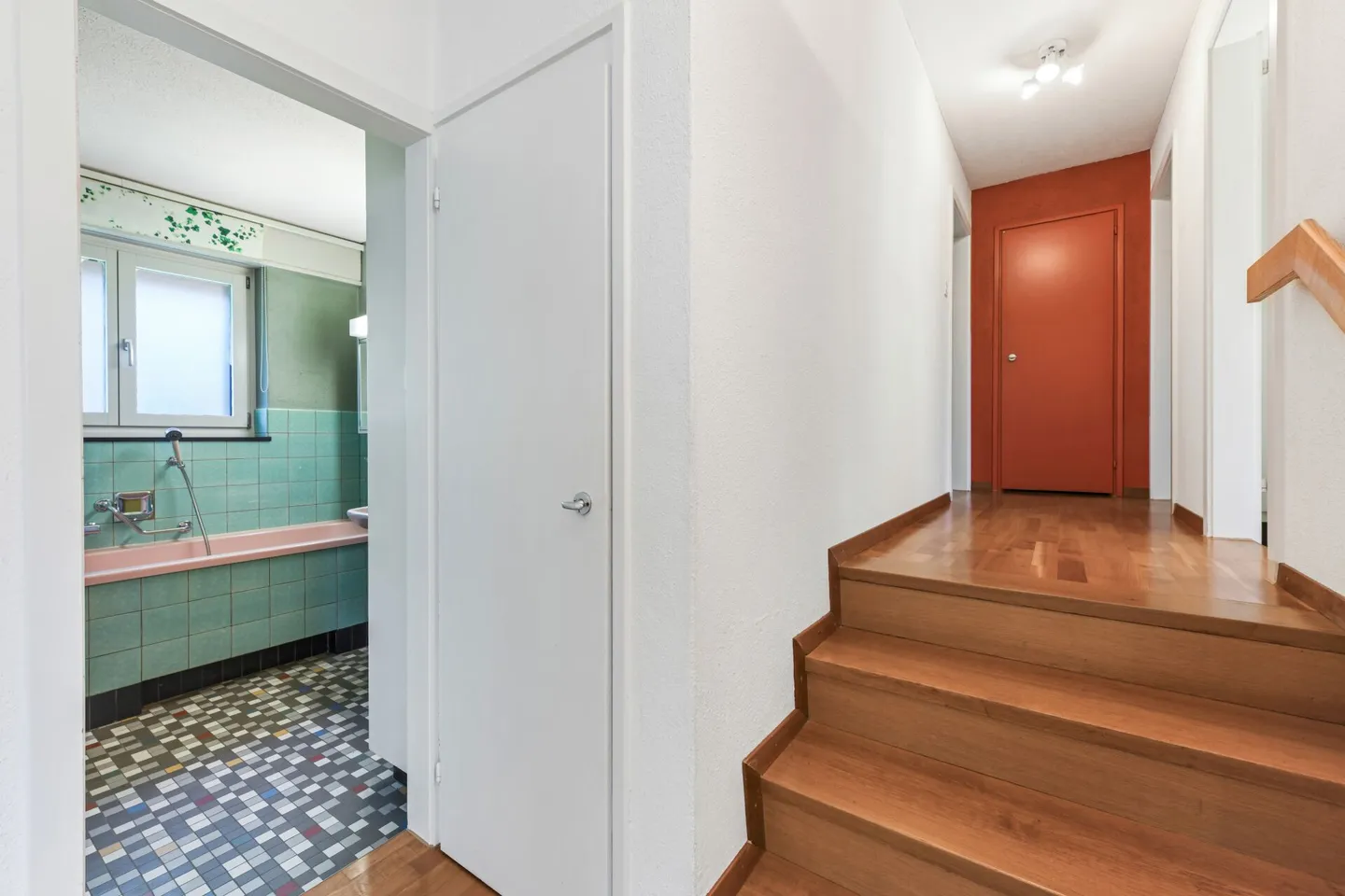 Living with Charm: Detached Villa with Large Garden in Quiet Location of Goldach - Photo 5 of 41