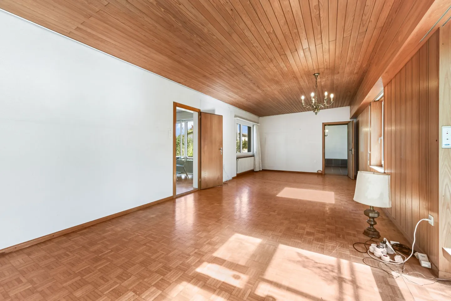 Living with Charm: Detached Villa with Large Garden in Quiet Location of Goldach - Photo 15 of 41