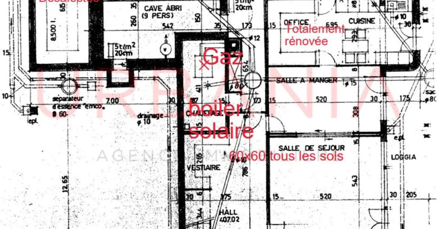 Charmantes Einfamilienhaus, bewaldeter Garten und schöne Volumen - Foto 7 von 7
