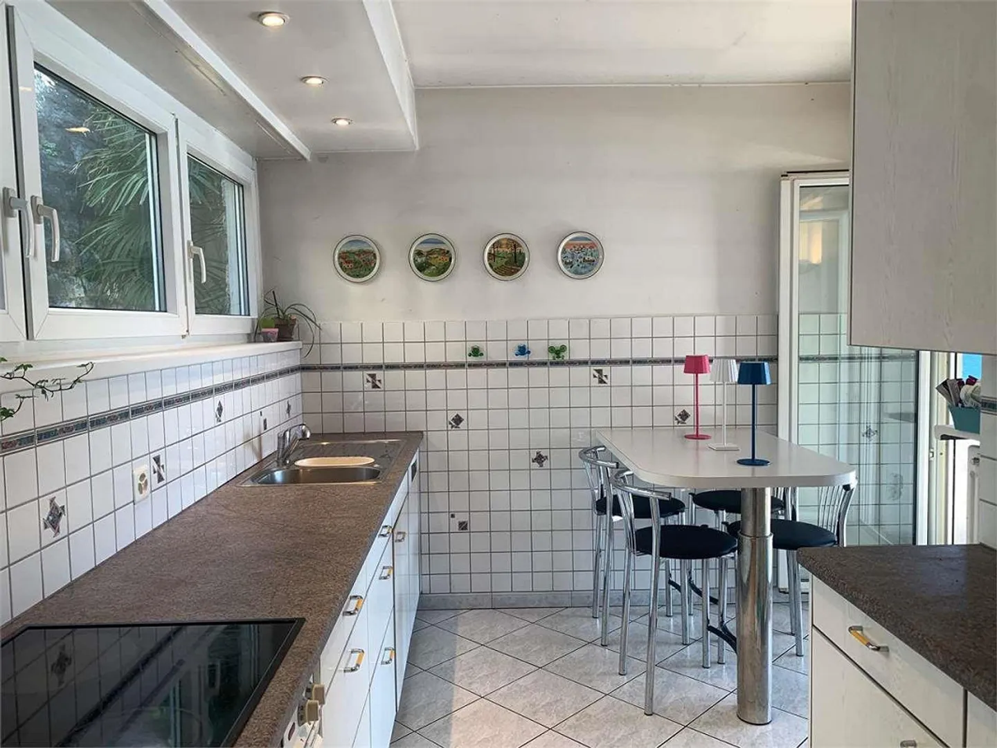 Villa esclusiva a Bissone direttamente sull'acqua - Foto 6 di 13