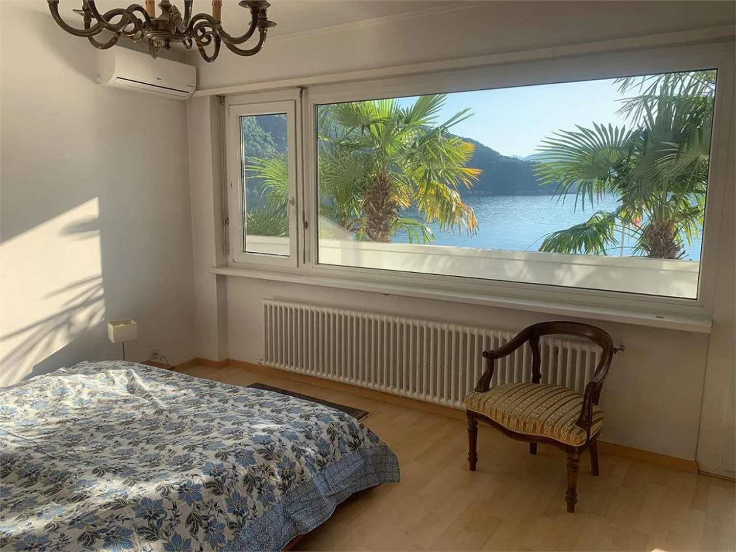 Villa esclusiva a Bissone direttamente sull'acqua - Foto 12 di 13
