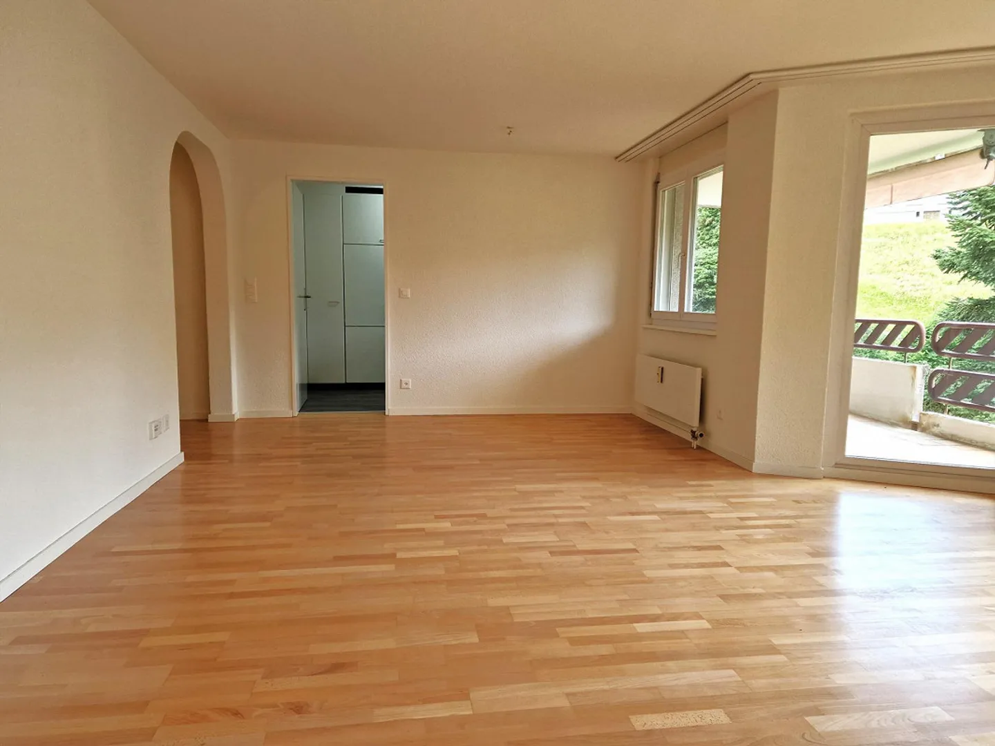 Lichtdurchflutete 3.5 Zimmerwohnung in Herisau - Foto 3 von 5