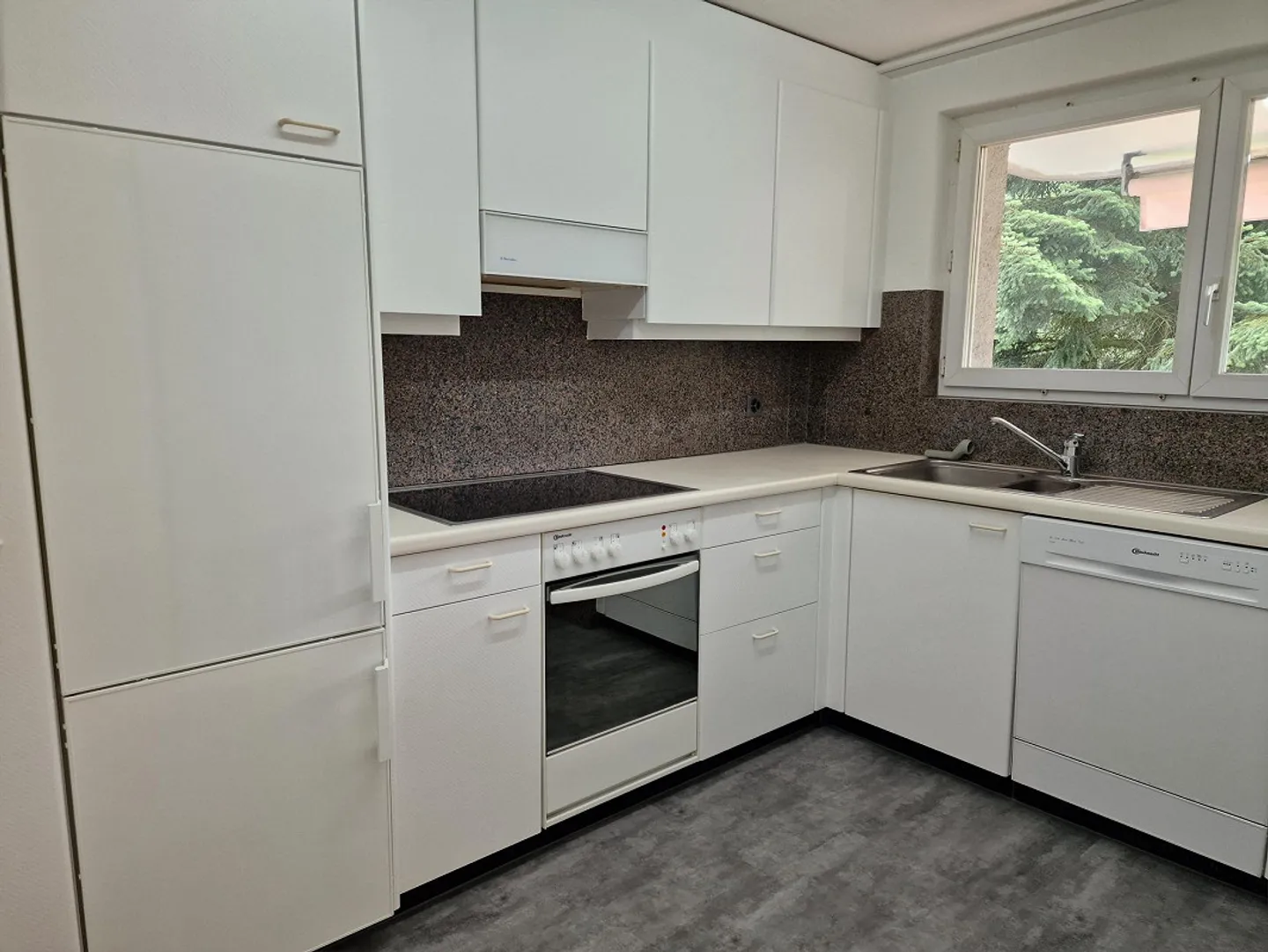 Lichtdurchflutete 3.5 Zimmerwohnung in Herisau - Foto 4 von 5