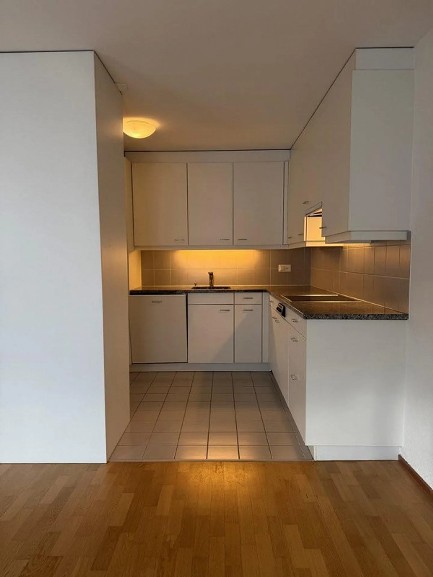 Geräumige Wohnung mit Garten - Foto 2 von 9