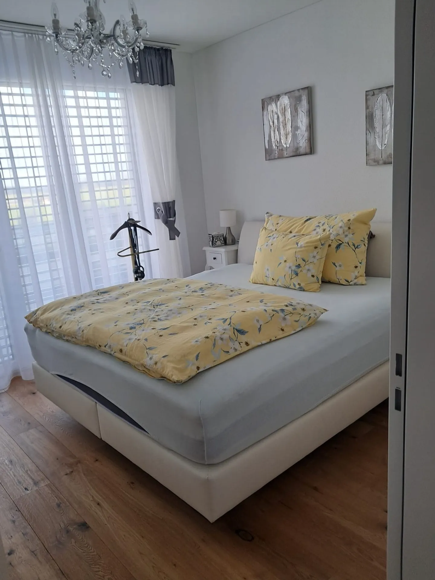 APPARTEMENT EN ATTIQUE AVEC VUE SUR RIGI ET PILATUS - Photo 9 sur 12