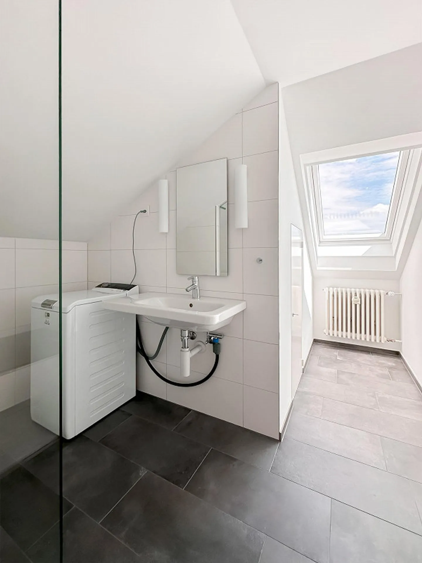 Bellissimo e luminoso appartamento mansardato di 2,5 stanze vicino all'università - Foto 6 di 9