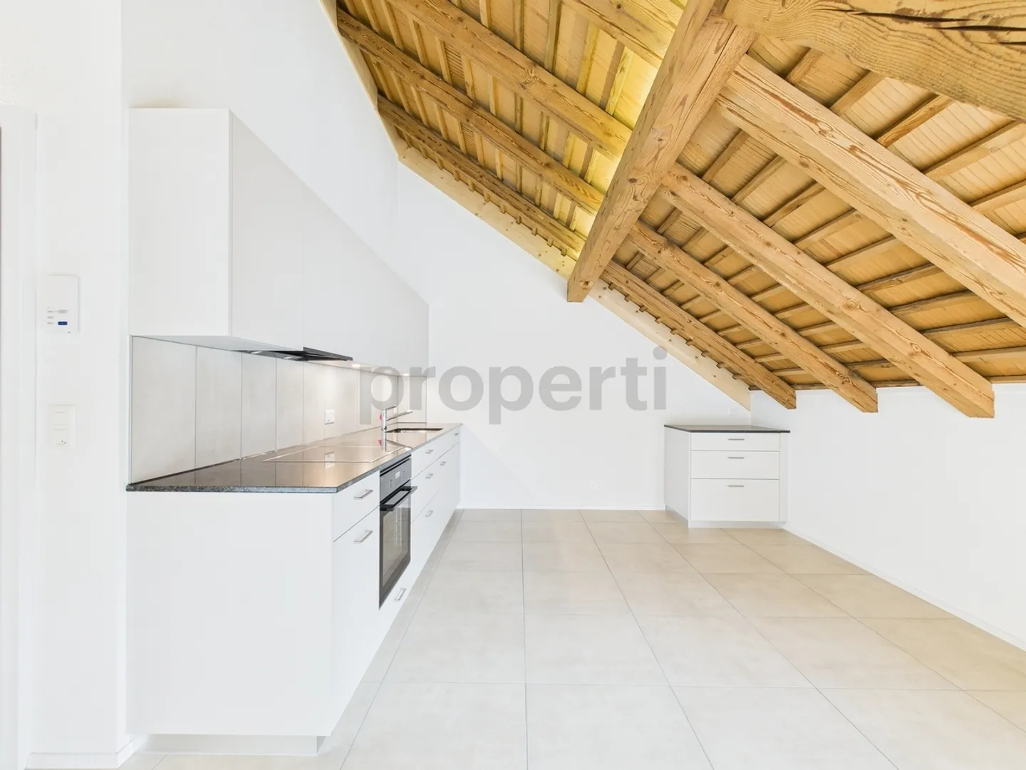 Attraktive Maisonette mit grossem Balkon in Eriz, Kanton BE - Erstvermietung (als Zweitwohnung möglich) - Foto 4 von 11