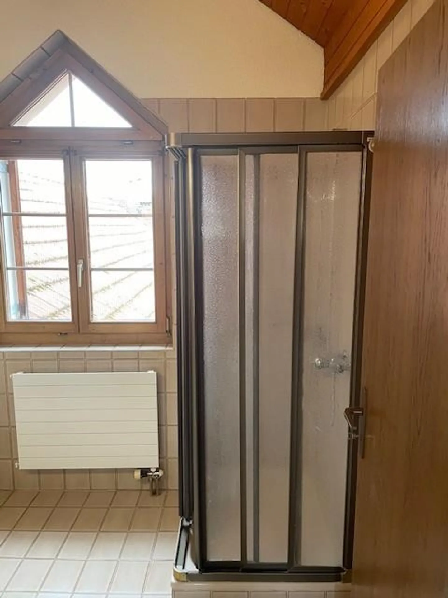 Charmante, rustikale 4.5-Zimmer Maisonettewohnung inkl. Garage - Photo 4 sur 7