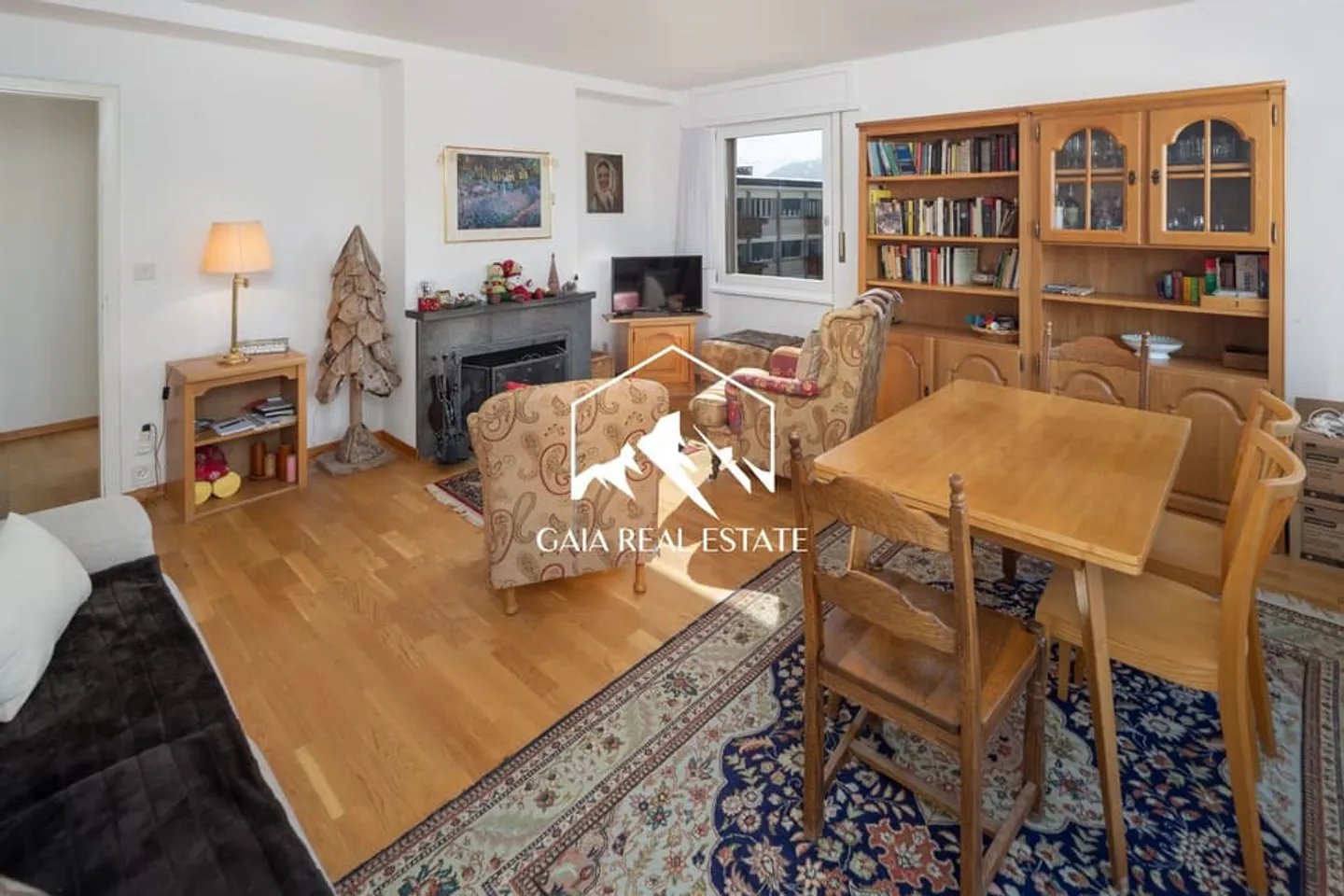 3,5 Zimmer im Herzen von Crans Montana mit Aussicht und Garage - Foto 3 von 13