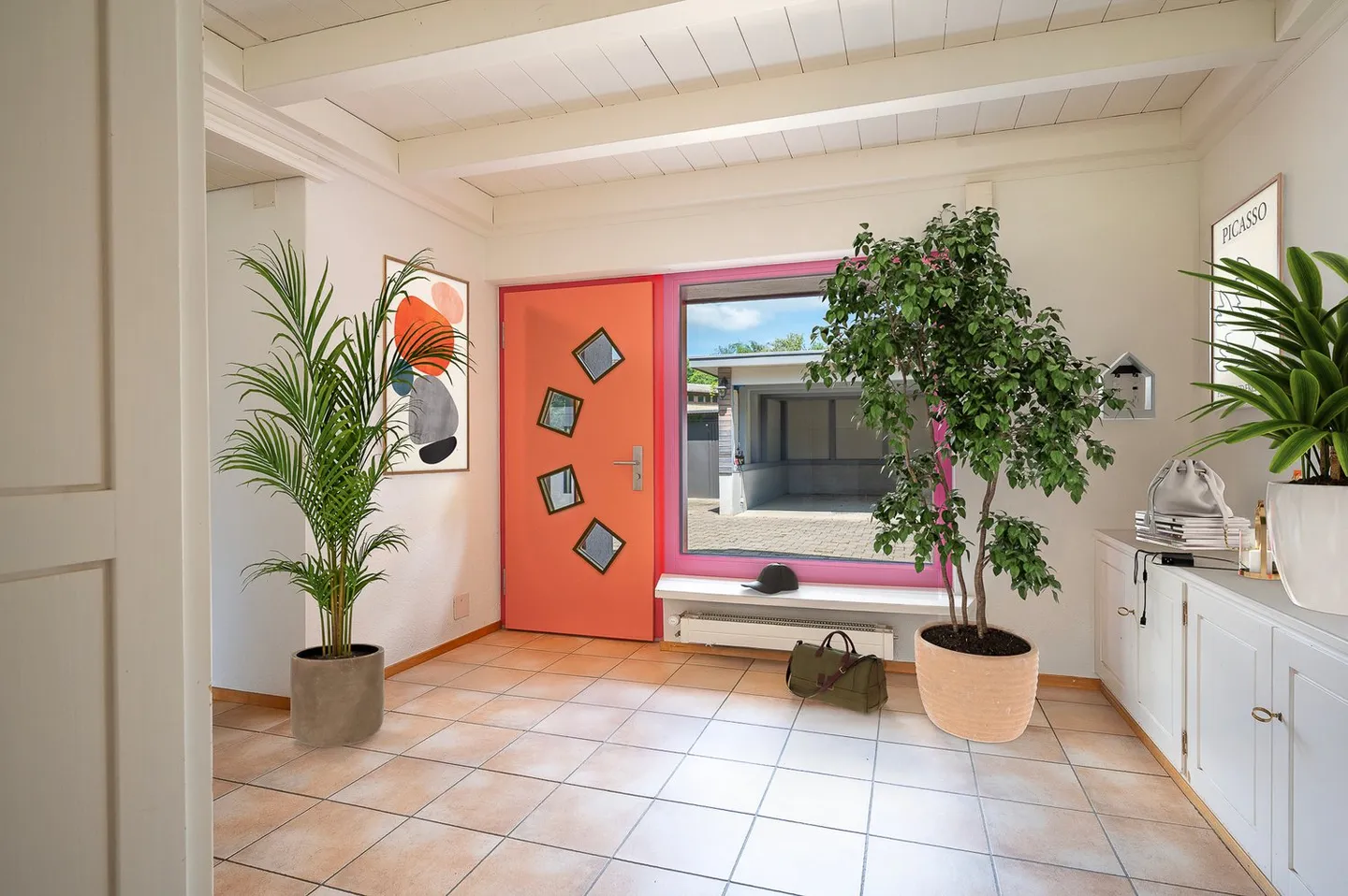 Exklusives Landhausidyll mit 3’874 m² Land, grossem Naturteich und Alpenblick - Foto 11 von 25