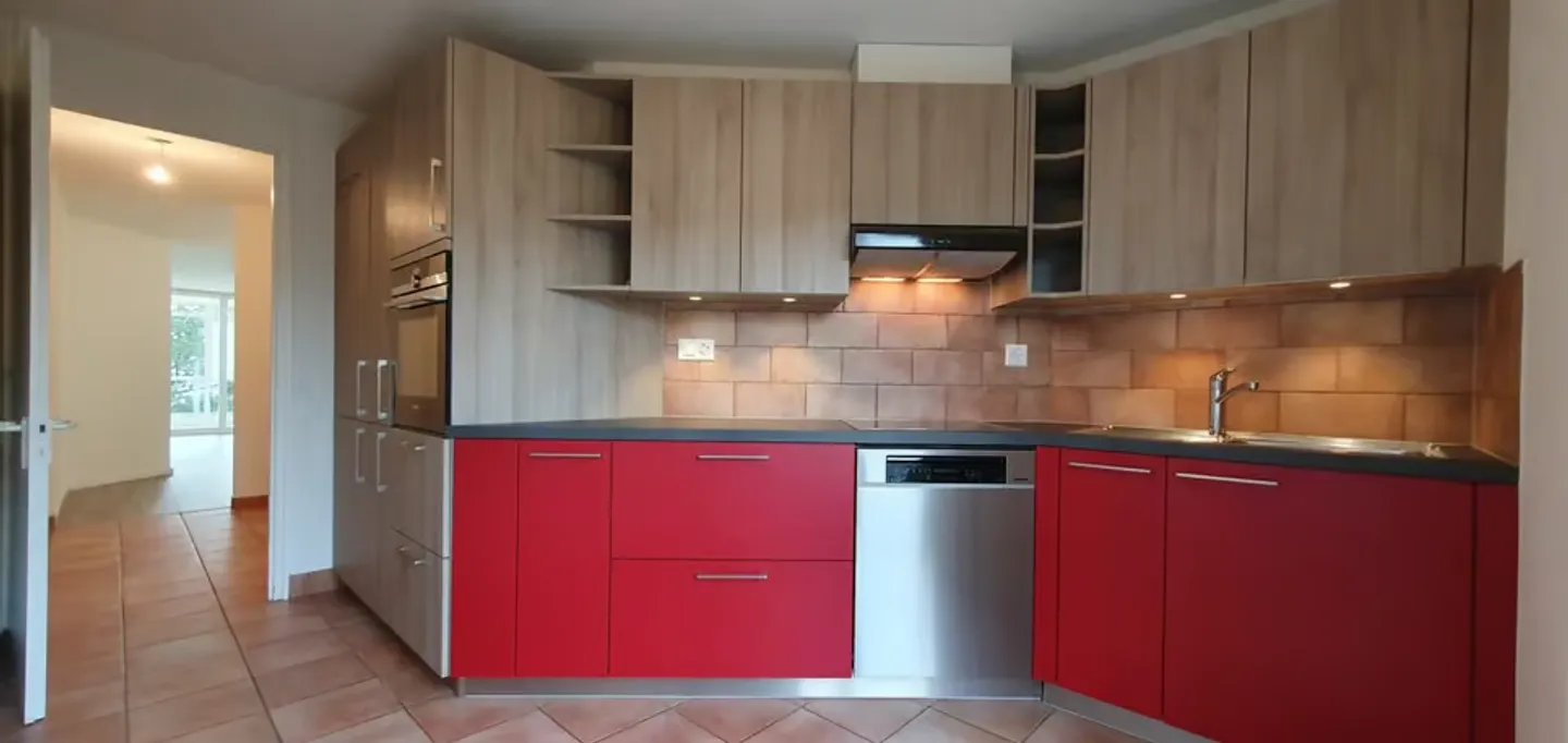 3-room apartment with fireplace and veranda - Photo 4 of 12