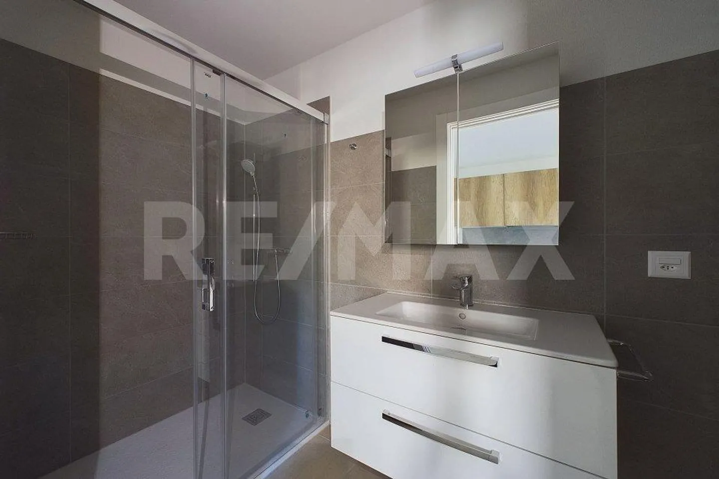 Charmante neue Drei-Zimmer-Wohnung im Herzen von Lopagno - Foto 13 von 13
