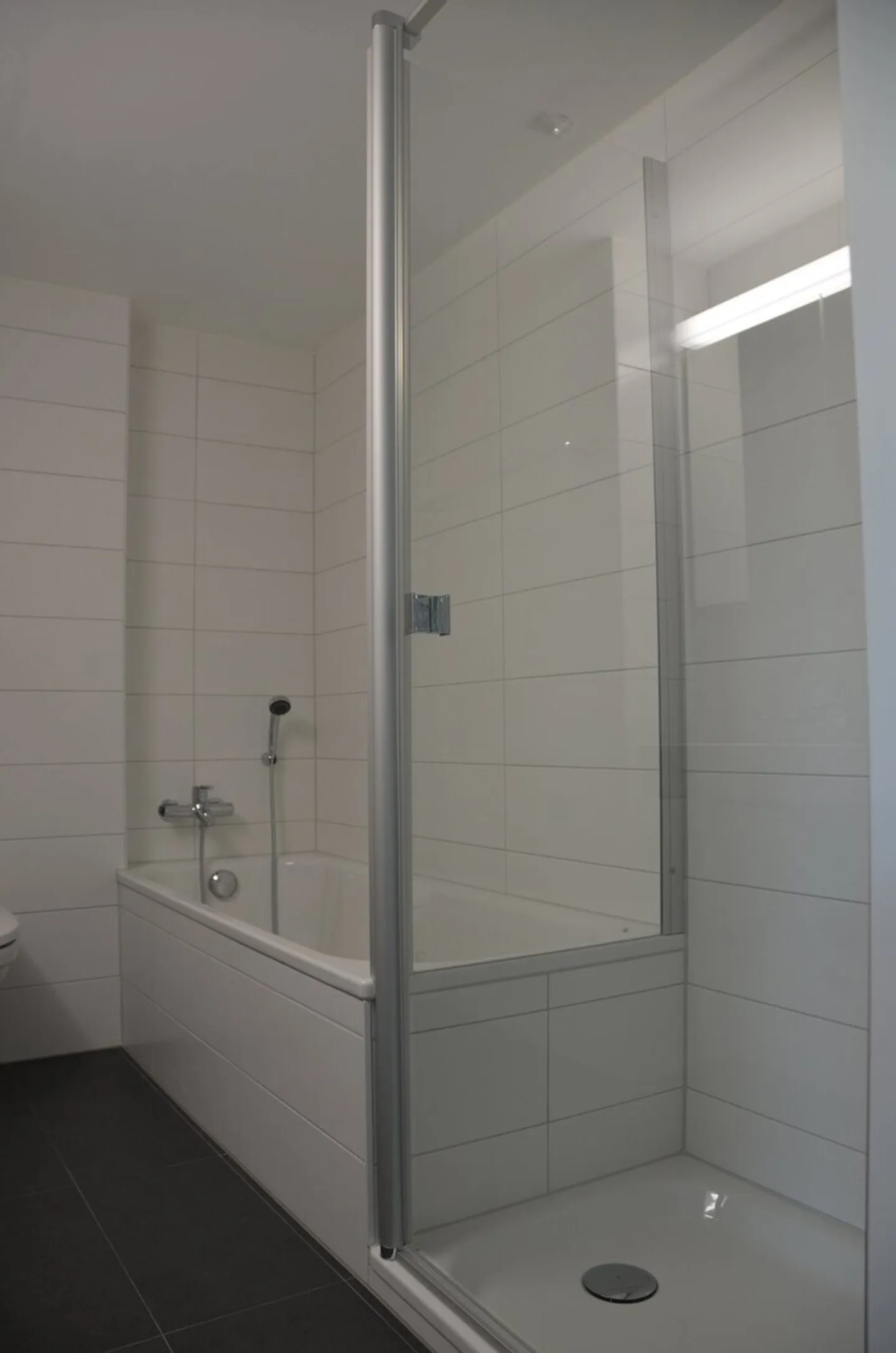 Ottimo appartamento di 3,5 stanze al 4° piano (con ascensore) - Foto 4 di 7