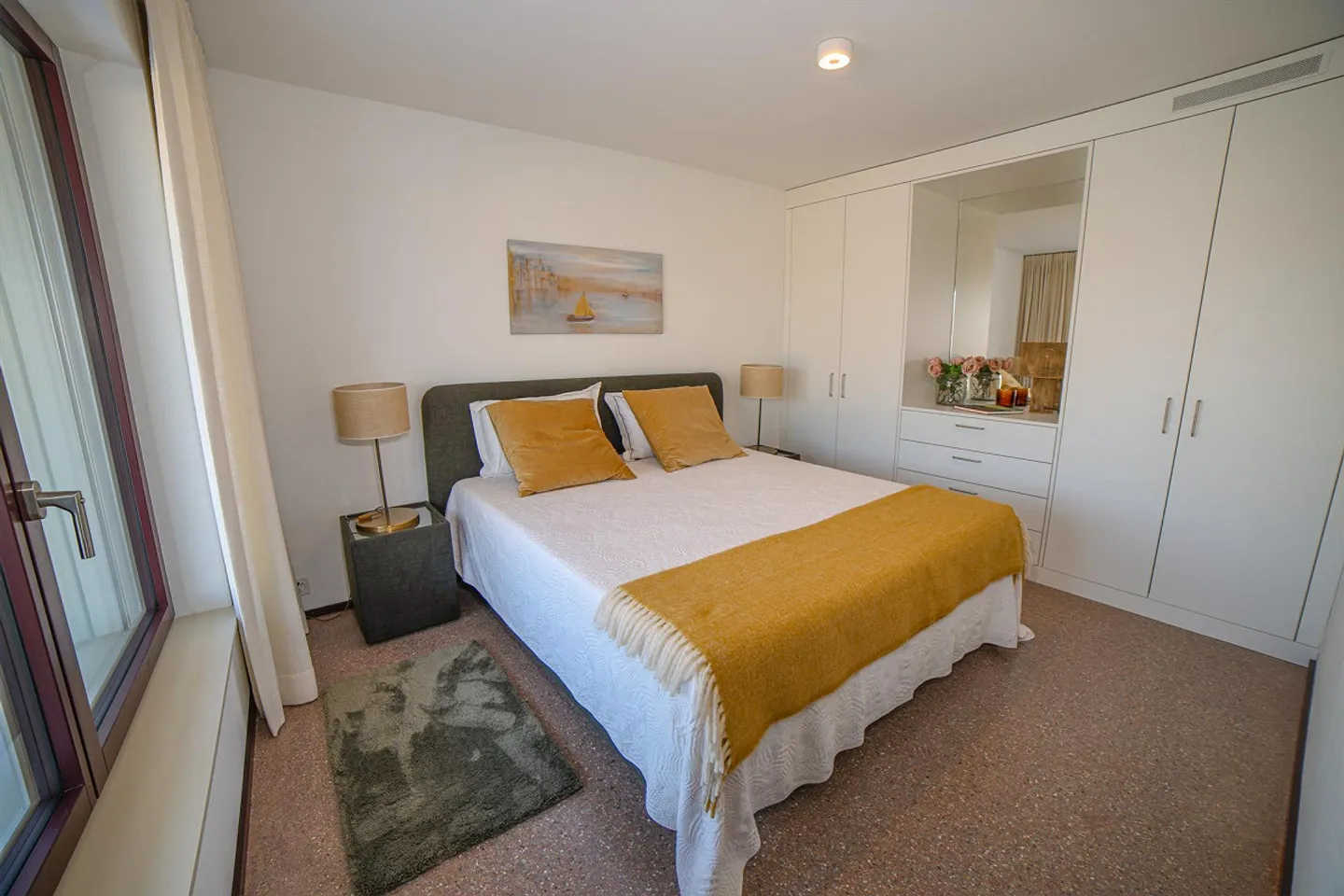 Appartement moderne de 3,5 pièces - Photo 3 sur 6