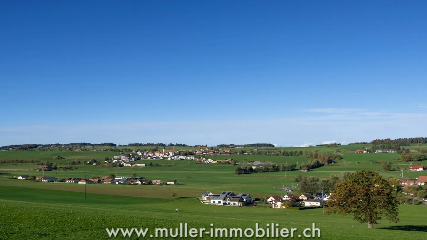Magnifique appartement de 3,5 pièces avec balcon dans la verdure - Photo 11 sur 13