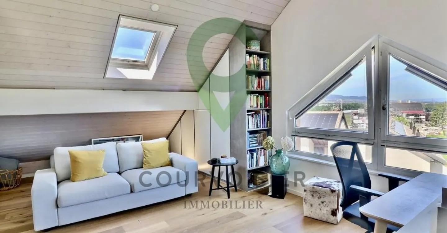 Duplex en attique de caractère avec vue dégagée proche de Nyon. - Foto 8 di 11