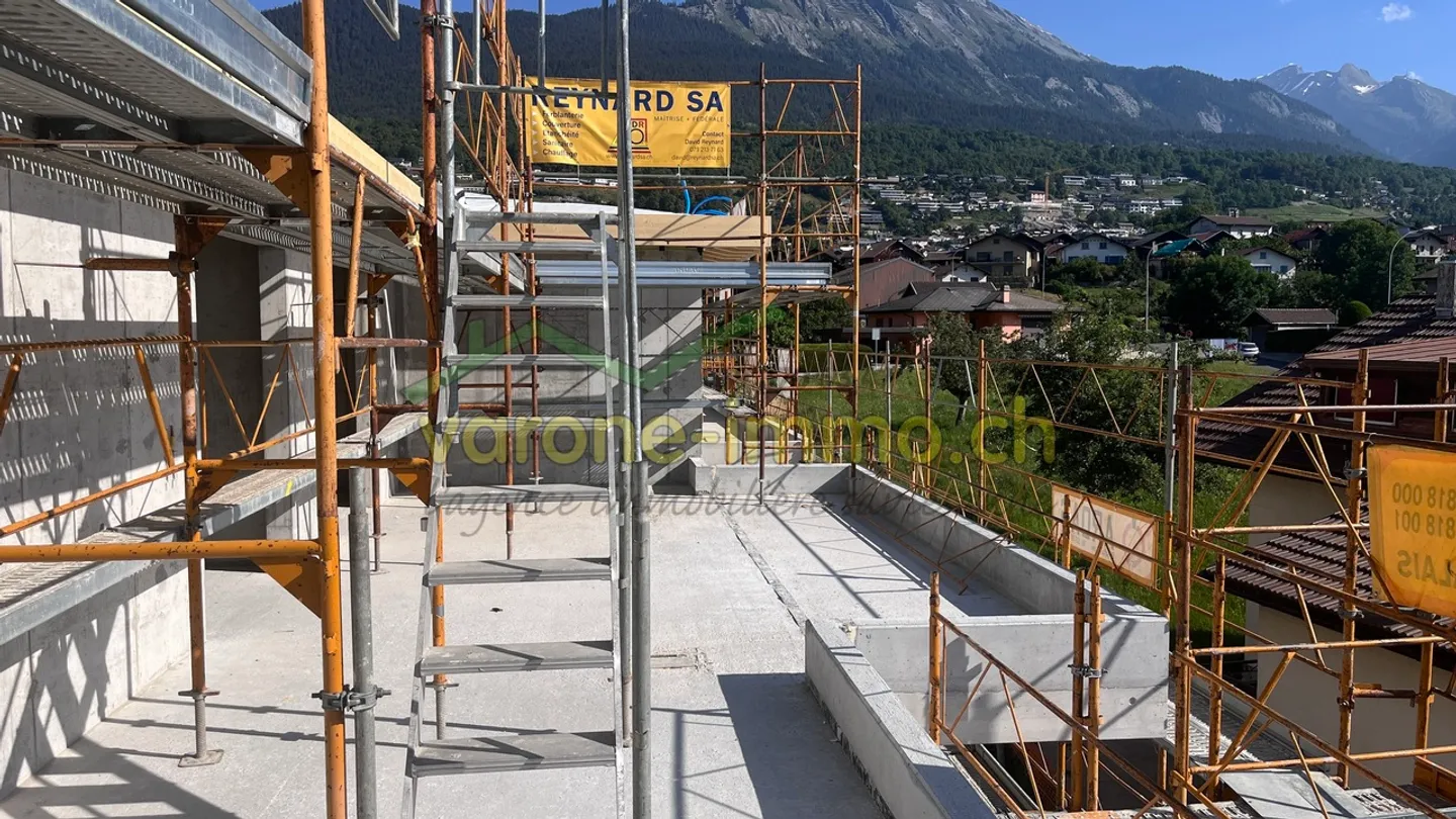 Appartamento attico in nuova residenza Minergie a Savièse - Foto 5 di 14