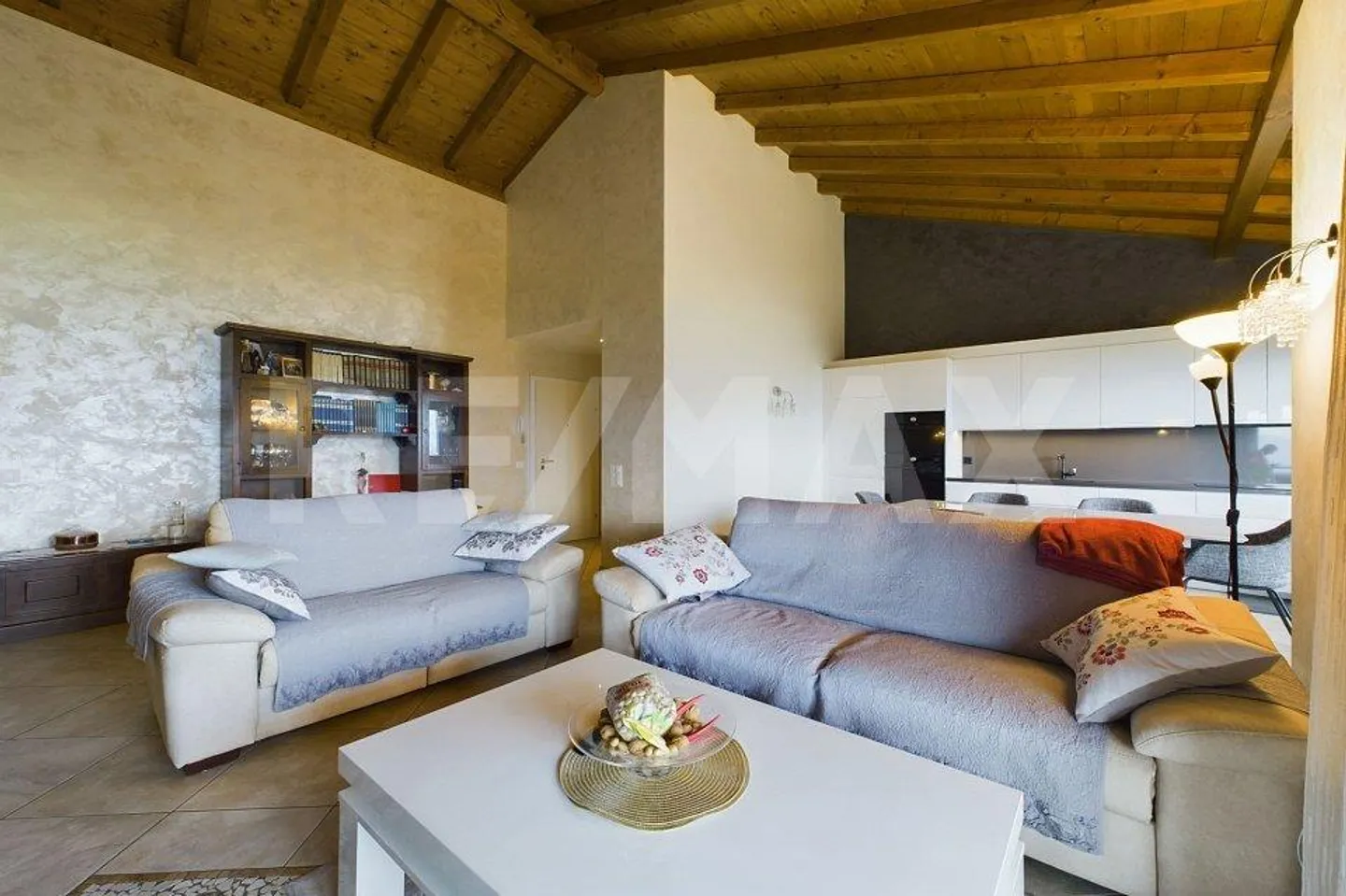 Appartamento 5 ½ locali con vista libera anche come seconda residenza - Foto 5 di 13