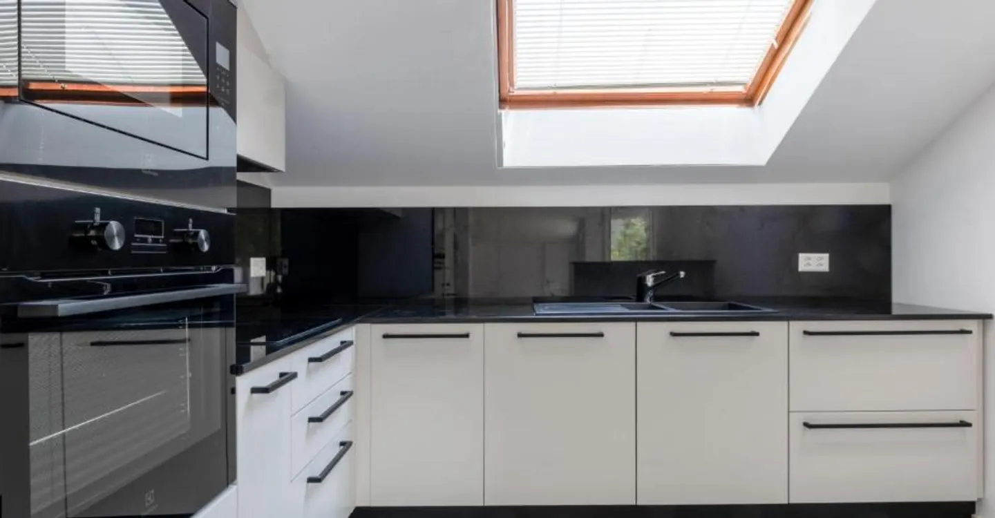 Renovated Family Apartment - Photo 3 of 6